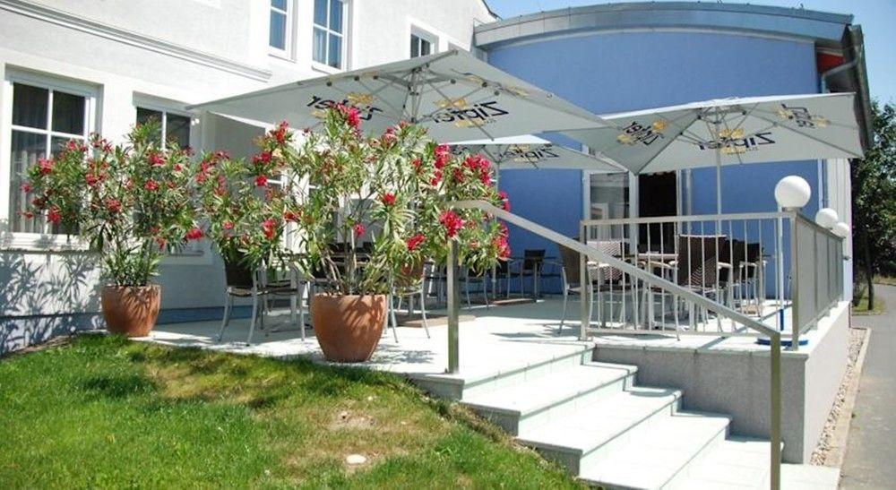 Hotel Paradies Graz Bagian luar foto