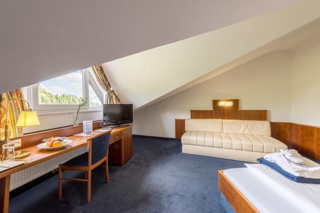 Hotel Paradies Graz Bagian luar foto