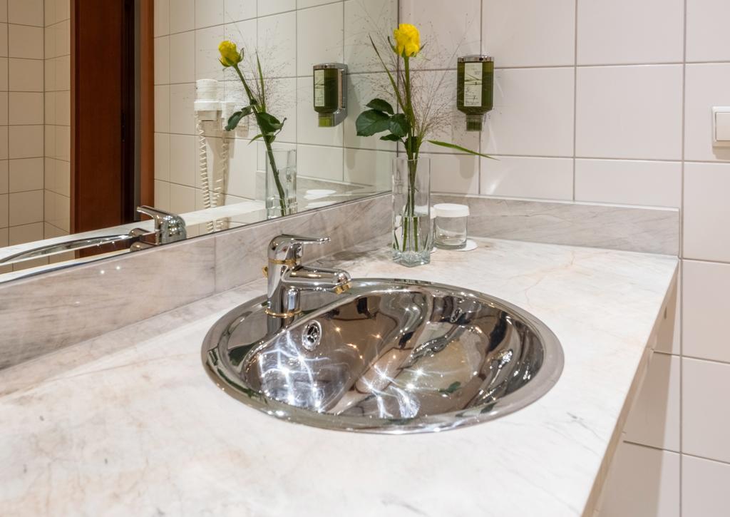 Hotel Paradies Graz Bagian luar foto