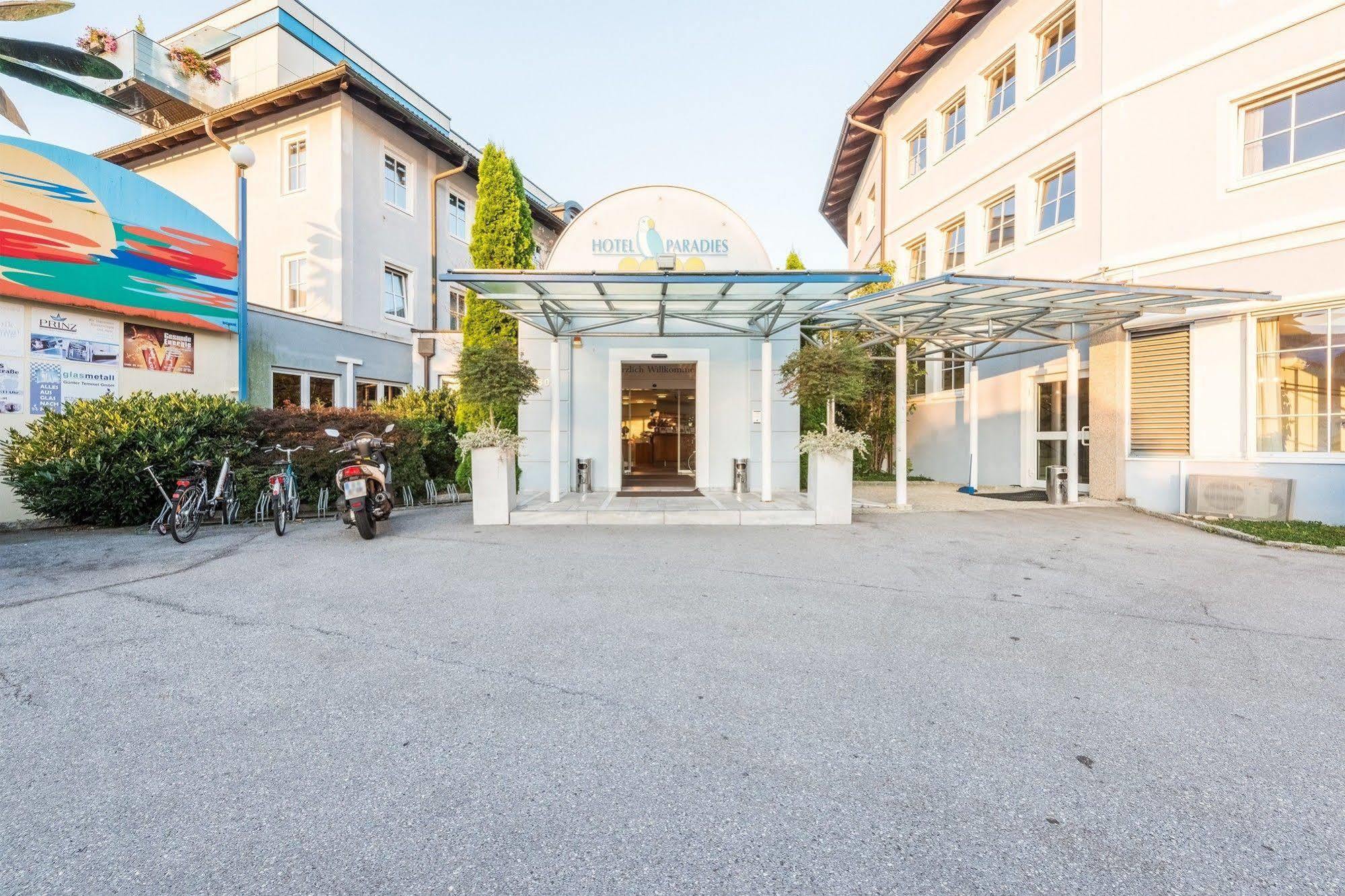 Hotel Paradies Graz Bagian luar foto